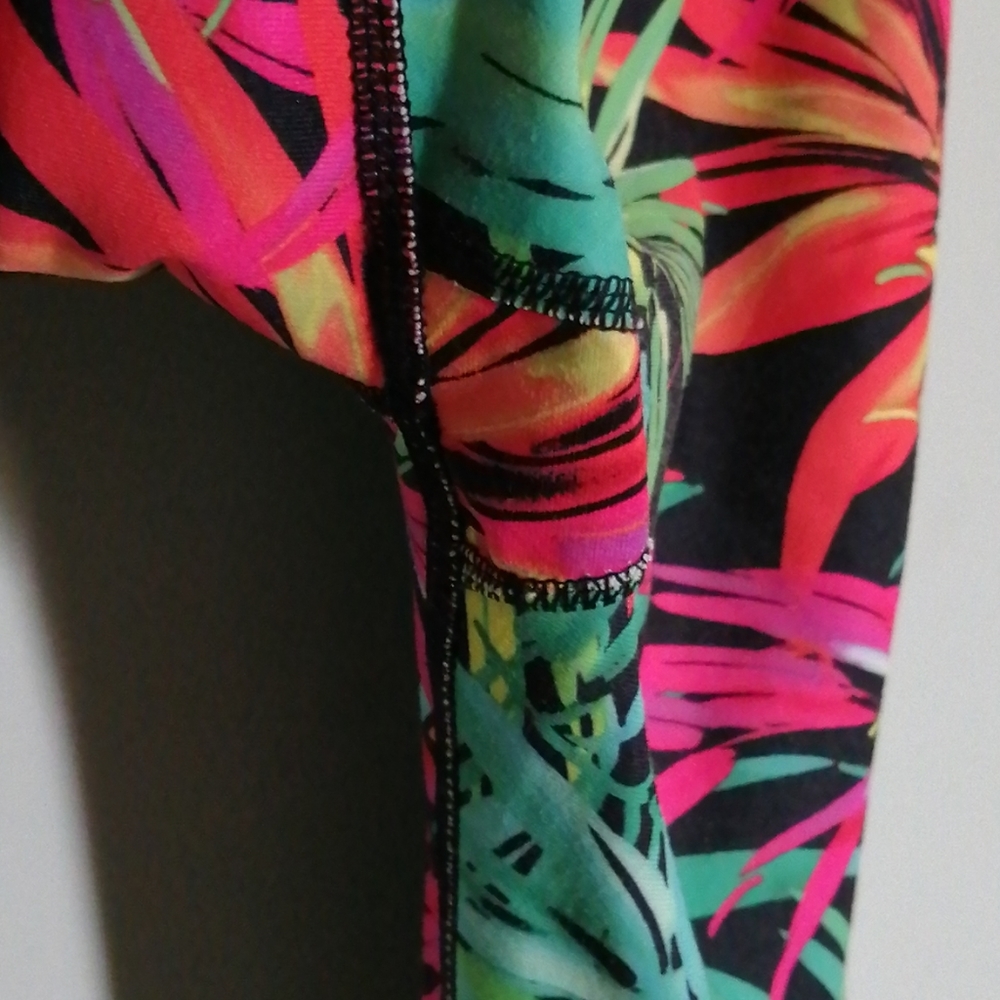 Fabletics crops - Picture 3 of 6